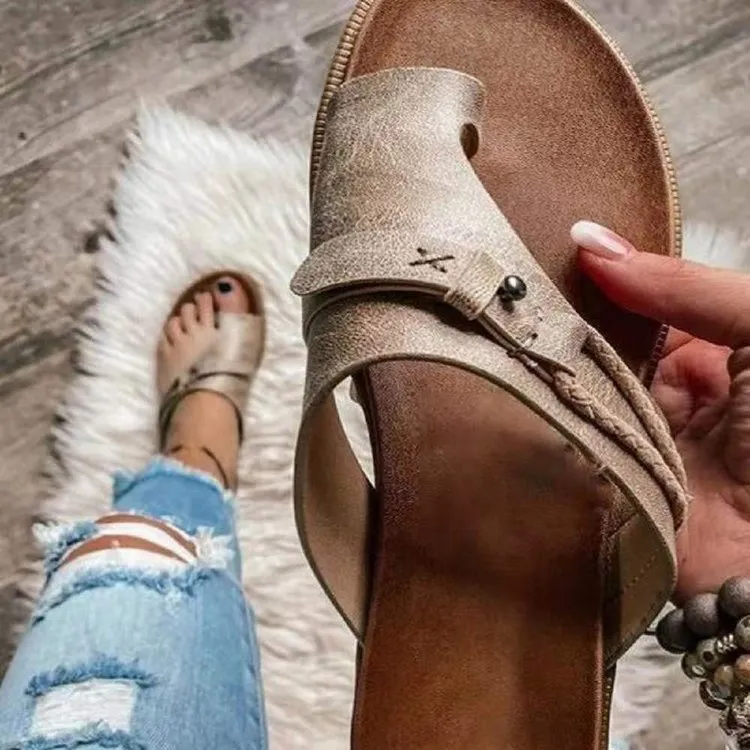 Flat-bottomed low-heeled retro toe slippers women