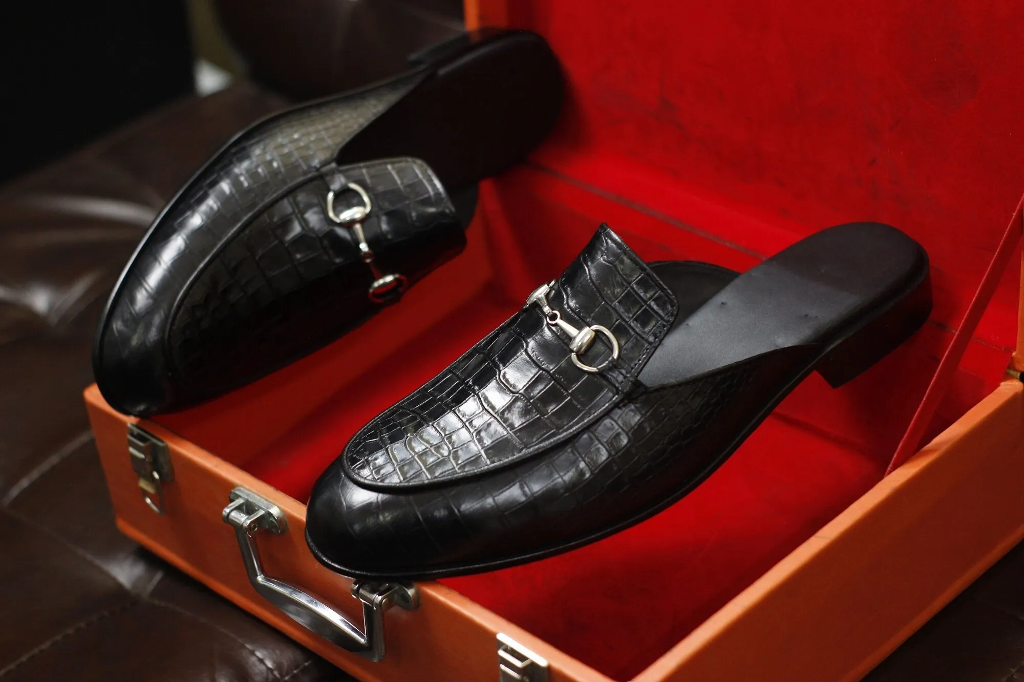 New Men's Handmade Formal Shoes Black Crocodile Textured Leather Slip On Stylish Mules