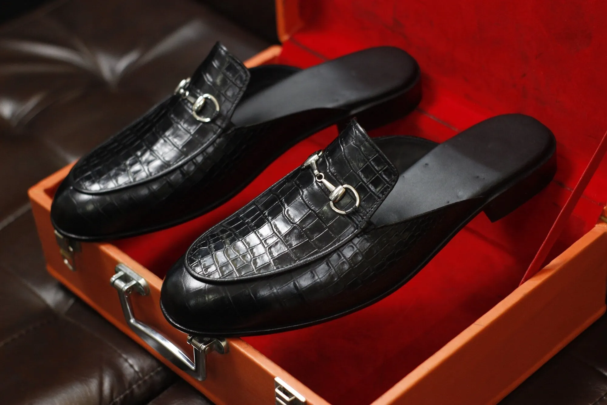 New Men's Handmade Formal Shoes Black Crocodile Textured Leather Slip On Stylish Mules