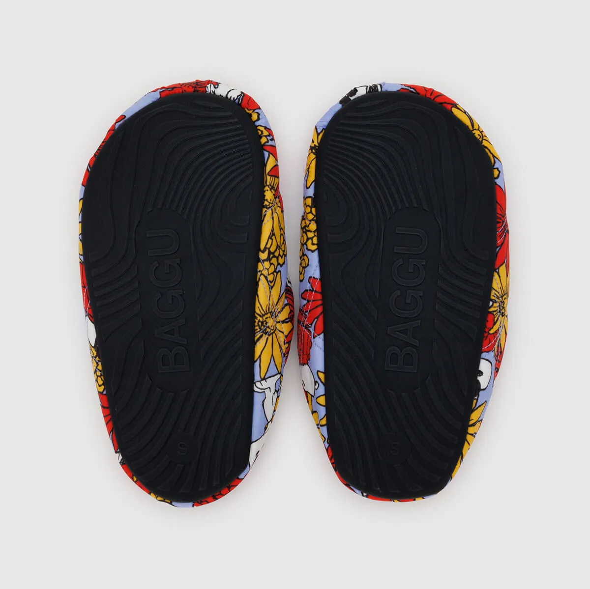 Puffy Slippers in Floral Snoopy by Baggu