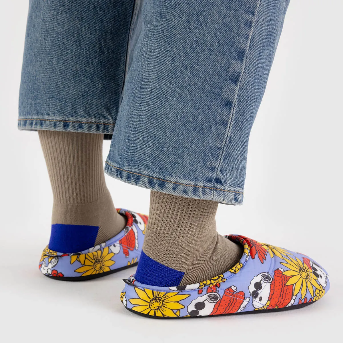 Puffy Slippers in Floral Snoopy by Baggu