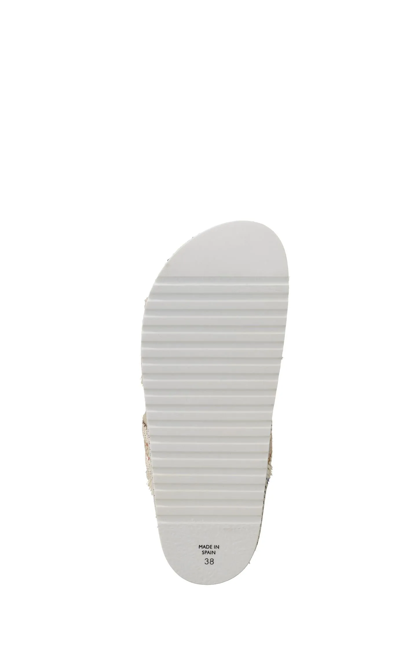 Sandals with braided straps and fringes